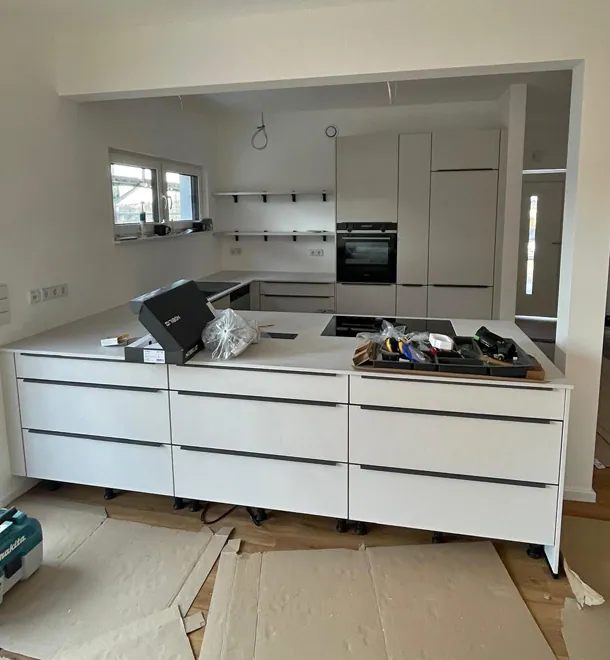 Küche wird eingerichtet